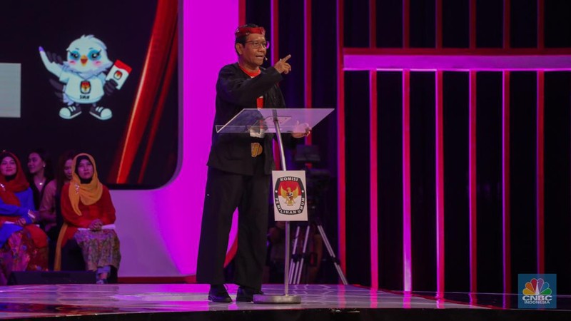 Suasana debat calon Wakil Presiden Pemilu Tahun 2024 digelar di Jakarta Convention Center (JCC) pada Jumat (22/12/2023). (CNBC Indonesia/Faisal Rahman)