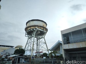 Menara Air Prujakan yang Jadi Bagian Penting Kereta di Cirebon
