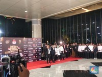 Anies-Imin Datangi Arena Debat, Kompak Pakai Jas Hitam