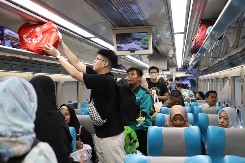PT Kereta Api Indonesia (Persero) atau KAI mencatat puncak libur Natal 2023 menggunakan kereta api terjadi pada Jumat 22 Desember 2023. (Dok. KAI)