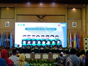 UIN Jakarta Torehkan Sejarah dengan Kukuhkan 16 Guru Besar Perempuan di Hari Ibu