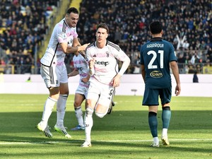 Frosinone Vs Juventus: Si Nyonya Tua Menang Tipis 2-1