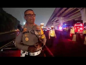 Pembatasan Angkutan Nataru, Polisi Amankan Sejumlah Truk di Tol Cikampek