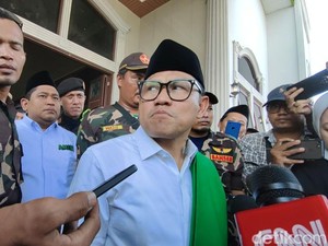 Cak Imin Jawab Gibran Soal Dulu Dukung IKN-Ikut Potong Tumpeng
