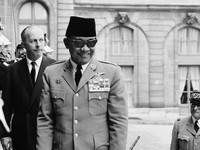 Percaya Mertua Soekarno Bawa Hoki, Orang Terkaya RI Lakukan Ini