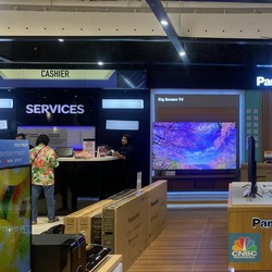 Transmart Full Day Sale, Pengunjung Serbu Barang Elektronik