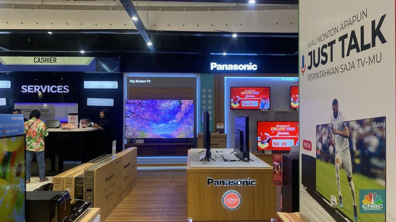 Transmart Full Day Sale kembali digelar pada Sabtu (23/12/2023) hari ini. Beberapa produk mendapatkan diskon hari ini. (CNBC Indonesia/Novina Putri)