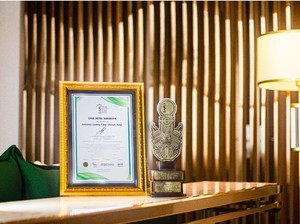 Vasa Hotel Surabaya Raih Penghargaan Leading Star-5 Lifestyle Hotel
