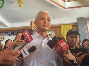 Ganjar Akui Juga Pakai 3 Mikrofon Saat Debat, Kaget Tahu Cuitan Roy Suryo