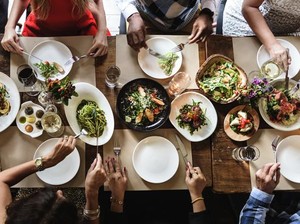 Mau Bersantap Fine Dining? Ikuti Tips Etiket Makan Ini