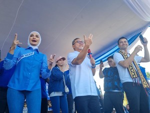 Disambut Meriah Warga Lampung, Zulhas-Putri Joget PAN Bareng Raffi-Nagita
