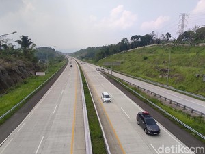 Perjalanan Tol Cisumdawu, Direncanakan di Era SBY-Rampung di Zaman Jokowi