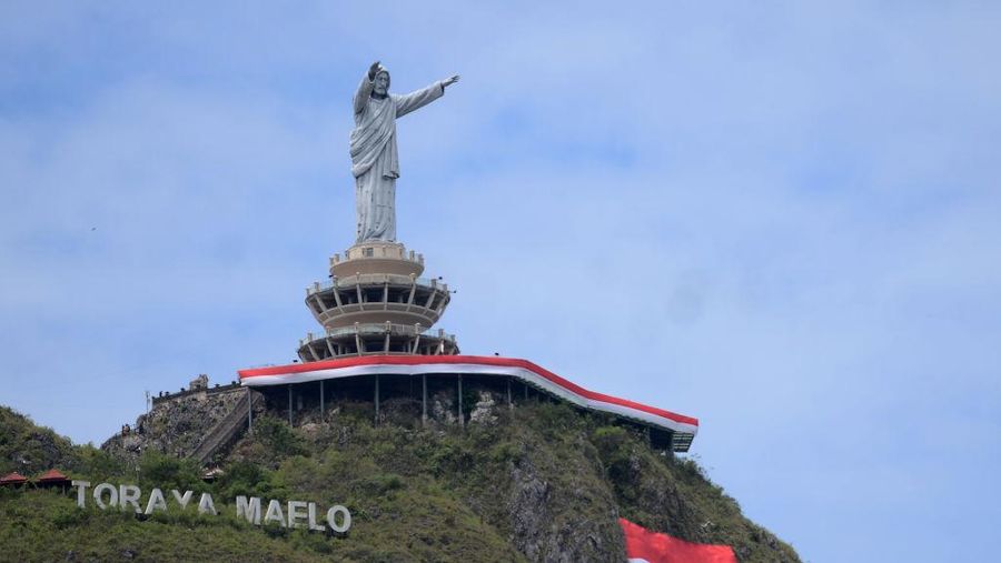 Pembangunan Objek Wisata Rohani Patung Yesus Kristus setinggi 61 meter di Bukit Sibea-bea Desa Janji Martahan Kecamatan Harian. (Samosirkab.go.id)