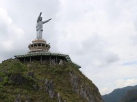 Wow! Patung Yesus Tertinggi Dunia Ternyata Ada di Indonesia