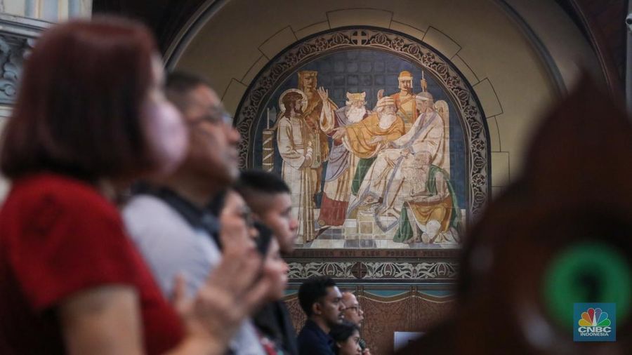 Suasana pelaksaan Misa Natal di Gereja Katedral, Jakarta, Senin (25/12/2023). (²©²ÊÍøÕ¾/Faisal Rahman) Suasana pelaksaan Misa Natal di Gereja Katedral, Jakarta, Senin (25/12/2023). (²©²ÊÍøÕ¾/Faisal Rahman)