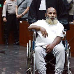 Lukas Enembe, Eks Gubernur Papua Terpidana Suap yang Wafat