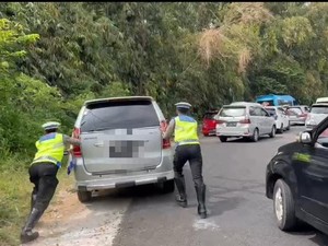 Polisi Siaga di 12 Jalur Tanjakan Obyek Wisata Sarangan Magetan