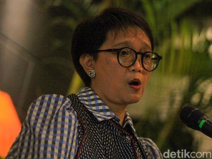 Menlu Retno Tegaskan Kabinet Baik-baik Saja dan Solid!