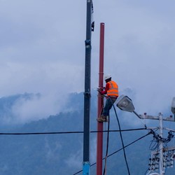 Dialiri Listrik Oleh PLN, 3 Desa di Jayapura Terang Benderang