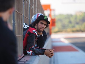 Motor Yamaha YZR-M1 Bikin Alex Rins Frustrasi!