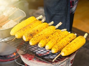 Resep Jagung Bakar Pedas Manis, Cemilan Lezat untuk Malam Tahun Baru