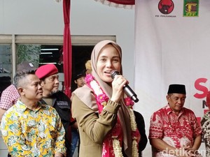 Sapa Buruh Pabrik di Purworejo, Atikoh Ganjar: Bojoku Yo Wong Purworejo