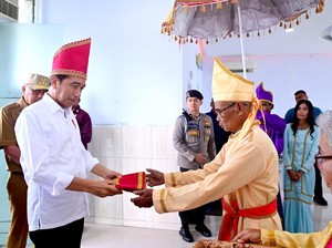 Jokowi Dapat Gelar Adat dari Dewan Adat Talaud, Ini Maknanya