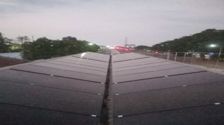 KAI pasang PLTS di Stasiun Tegal. (Dok. KAI)
