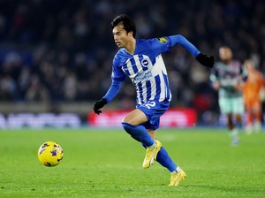 Kaoru Mitoma Terancam Absen Sampai Akhir Musim