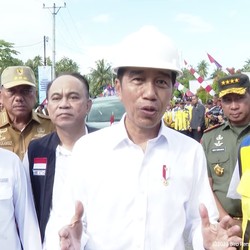 Jokowi Blak-Blakan ke Petani Penyebab Pupuk Subsidi Langka