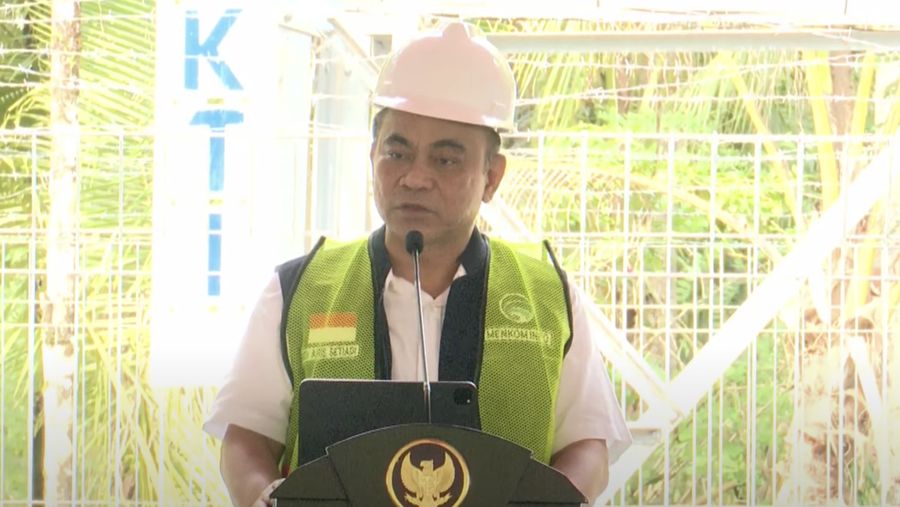Menkominfo Budi Arie Setiadi saat peresmian Pengoperasian BTS 4G BAKTI Kominfo an Integrasi SATRIA-1. (YouTube/Sekretariat Presiden)