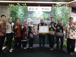 Bupati Blitar Pamer Raih Banyak Penghargaan Sepanjang 2021-2023