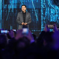 Pendiri Xiaomi Tiba-Tiba Tebar Pujian Buat Apple