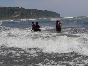 Ini Identitas 2 Wisatawan Tewas Terseret Ombak Parangtritis, Ada Warga Belgia