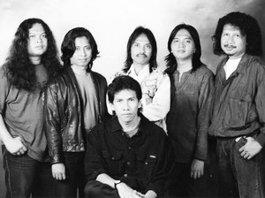 Elpamas, Band yang Punya 9 Mantan Vokalis