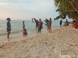 Pulau Karimunjawa Jadi Tujuan Favorit Saat Liburan, Segini Tarifnya