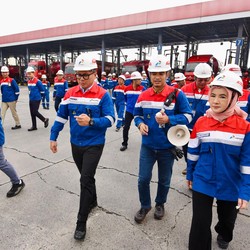 Pantau Distribusi Energi, Wamen BUMN Apresiasi Pertamina