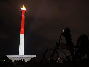 Pengunjung Monas Tembus 127 Ribu Orang Jelang Ganti Tahun