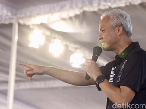 Ganjar Pastikan Tak Ada Relawan yang Meninggal Dikeroyok Oknum TNI