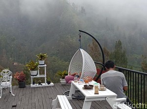 Cafe Dhe Ringgit Bromo, Tempat Nongkrong yang Ramah di Kantong