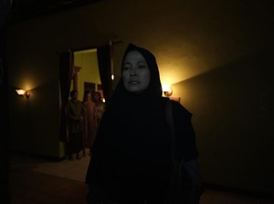 Dibintangi Aghniny Haque, Film Horor Pemandi Jenazah Siap Buka Tahun 2024