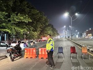Fly Over Makassar Ditutup di Malam Tahun Baru 2024, Lalin Padat