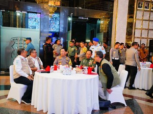 Kapolri Vicon dengan Jajaran, Pantau Pengamanan Malam Tahun Baru