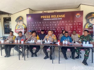 Kasus Menonjol Wanita Tewas Diarak Setengah Bugil-Dibakar gegara Fitnah