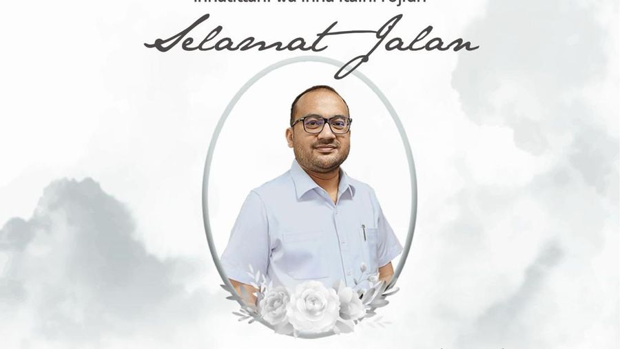 Direktur Human Capital PT Garuda Indonesia (Persero) Tbk, Dr. H. Salman El Farisiy, meninggal dunia. (Dok. Garuda Indonesia)