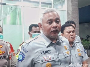 Tiga Jasad Korban Laka Bus Maut Tol Japek Belum Teridentifikasi