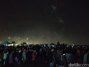 Warga Tetap Padati BKB Palembang Meski Sudah Diimbau Bubar Saat Malam Tahun Baru