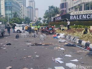 DLH DKI: 130 Ton Sampah Terkumpul dari Malam Perayaan Tahun Baru