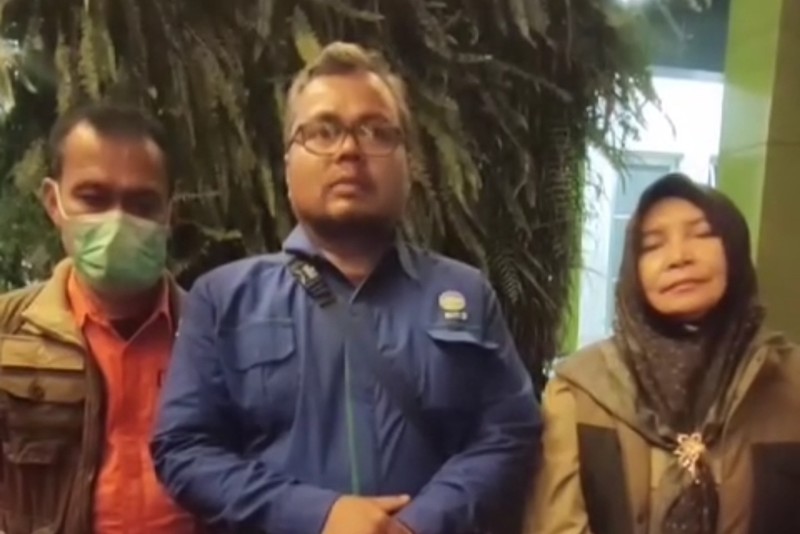 Gempa bumi berkekuatan magnitudo 4,8 yang mengguncang wilayah Kabupaten Sumedang, Minggu (31/12/2023) mengakibatkan kerusakan sejumlah bangunan. Gempa bumi berkekuatan magnitudo 4,8 yang mengguncang wilayah Kabupaten Sumedang, Minggu (31/12/2023) mengakibatkan kerusakan sejumlah bangunan. (Dok. BNPB)