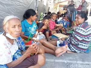 Pengungsi Erupsi Gunung Lewotobi Mulai Diserang Penyakit: 1.518 ISPA-39 Diare
